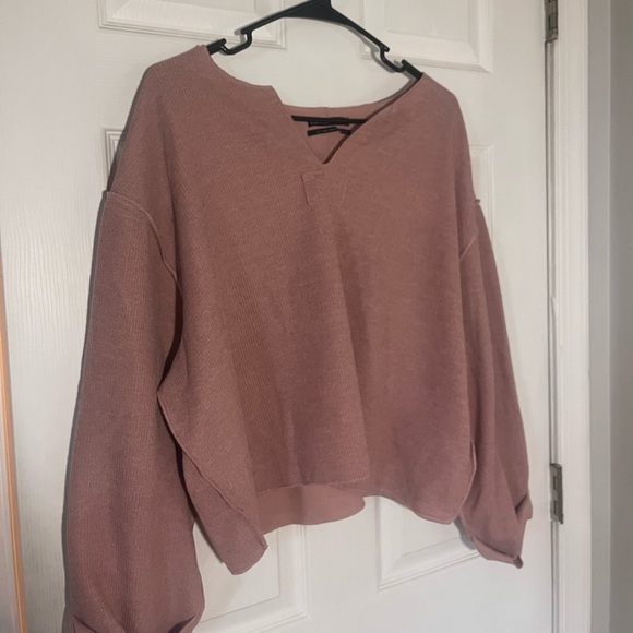 women’s BDG cropped loose fit long sleeve - Picture 1 of 2